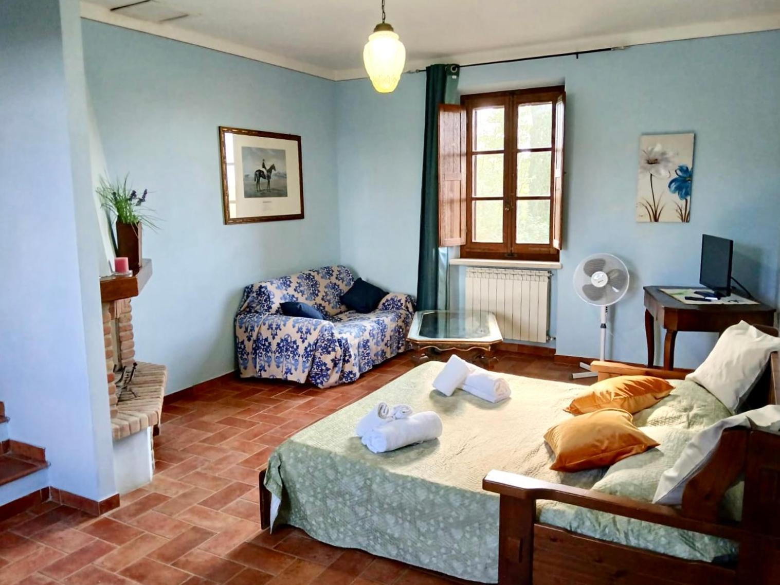 Farm stay Caliano Asciano